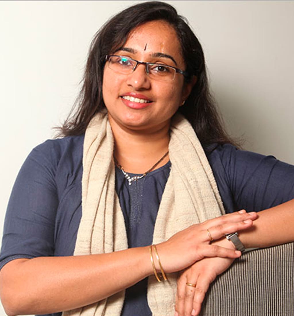 Priya Kapoor – Fitolium India support for hemorrhoid and anal health customers